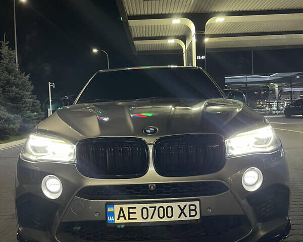 Серый БМВ Х5 М, объемом двигателя 4.39 л и пробегом 137 тыс. км за 40000 $, фото 94 на Automoto.ua