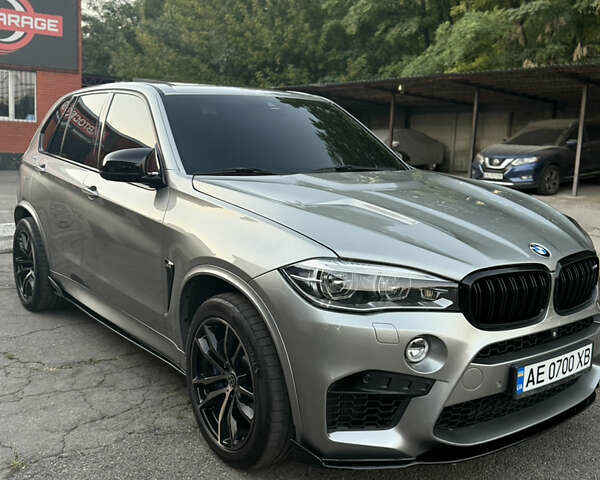 Серый БМВ Х5 М, объемом двигателя 4.39 л и пробегом 137 тыс. км за 40000 $, фото 10 на Automoto.ua