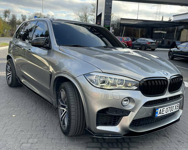 Серый БМВ Х5 М, объемом двигателя 4.39 л и пробегом 137 тыс. км за 40000 $, фото 16 на Automoto.ua