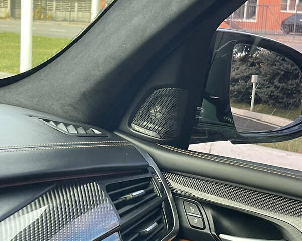 Серый БМВ Х5 М, объемом двигателя 4.39 л и пробегом 137 тыс. км за 40000 $, фото 65 на Automoto.ua