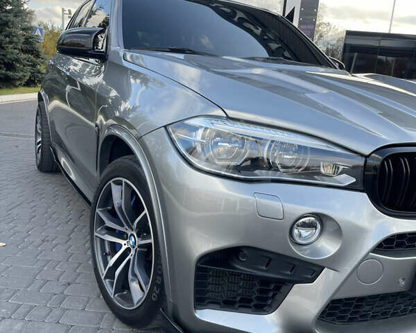 Серый БМВ Х5 М, объемом двигателя 4.39 л и пробегом 137 тыс. км за 40000 $, фото 24 на Automoto.ua