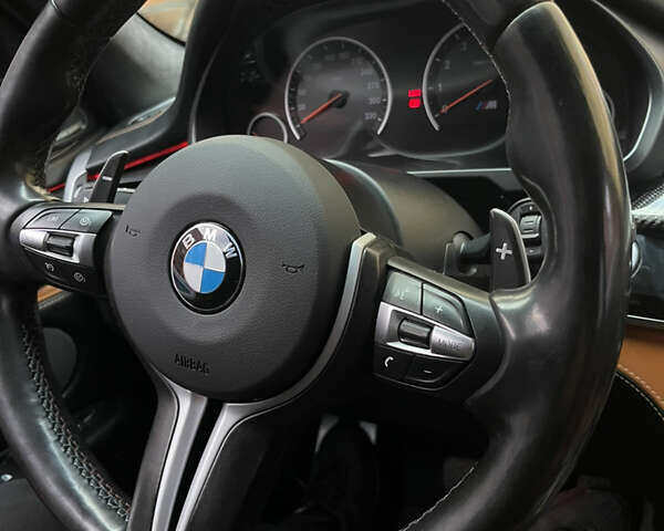 Серый БМВ Х5 М, объемом двигателя 4.39 л и пробегом 137 тыс. км за 40000 $, фото 79 на Automoto.ua