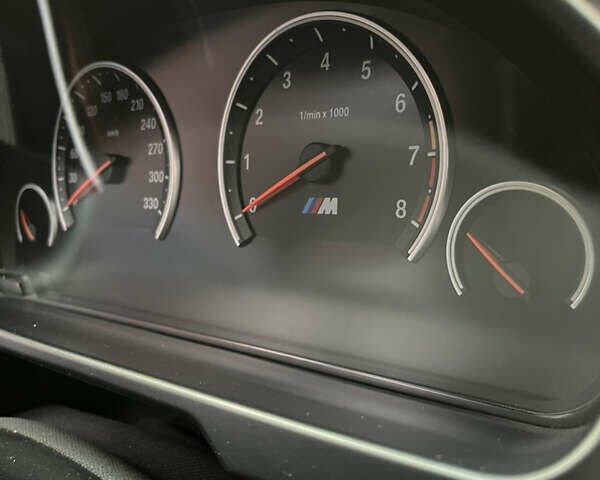 Серый БМВ Х5 М, объемом двигателя 4.39 л и пробегом 137 тыс. км за 40000 $, фото 80 на Automoto.ua