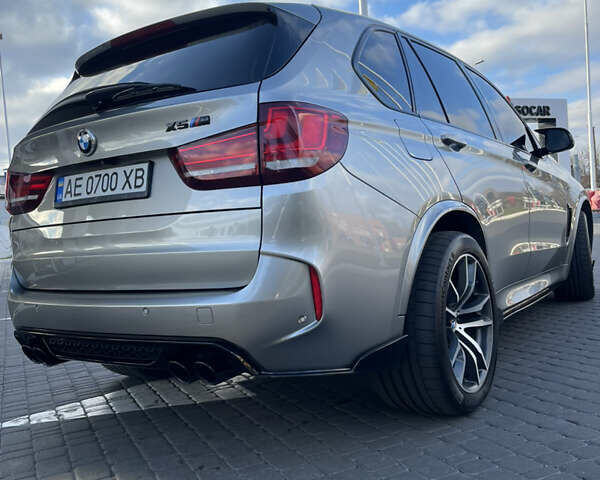 Серый БМВ Х5 М, объемом двигателя 4.39 л и пробегом 137 тыс. км за 40000 $, фото 27 на Automoto.ua