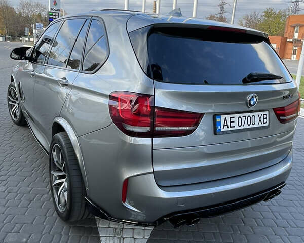 Серый БМВ Х5 М, объемом двигателя 4.39 л и пробегом 137 тыс. км за 40000 $, фото 33 на Automoto.ua