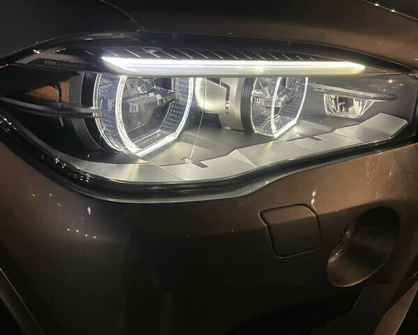 Серый БМВ Х5 М, объемом двигателя 4.39 л и пробегом 137 тыс. км за 40000 $, фото 1 на Automoto.ua