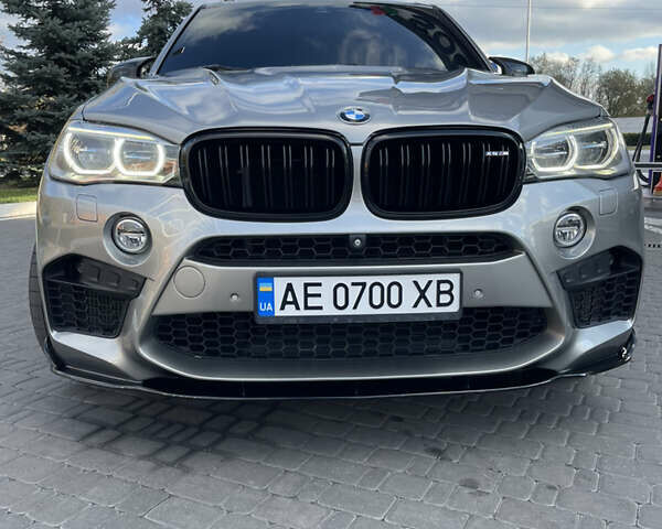 Серый БМВ Х5 М, объемом двигателя 4.39 л и пробегом 137 тыс. км за 40000 $, фото 15 на Automoto.ua