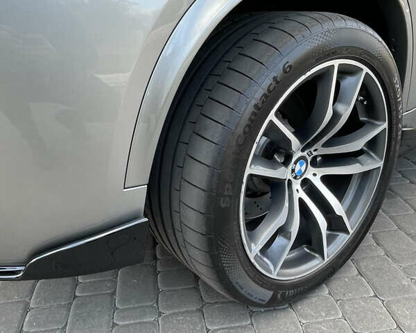 Серый БМВ Х5 М, объемом двигателя 4.39 л и пробегом 137 тыс. км за 40000 $, фото 44 на Automoto.ua