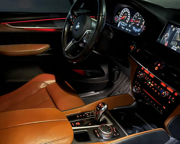 Серый БМВ Х5 М, объемом двигателя 4.39 л и пробегом 137 тыс. км за 40000 $, фото 11 на Automoto.ua