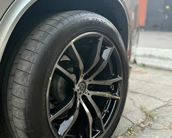 Серый БМВ Х5 М, объемом двигателя 4.39 л и пробегом 137 тыс. км за 40000 $, фото 8 на Automoto.ua