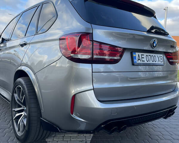 Серый БМВ Х5 М, объемом двигателя 4.39 л и пробегом 137 тыс. км за 40000 $, фото 30 на Automoto.ua