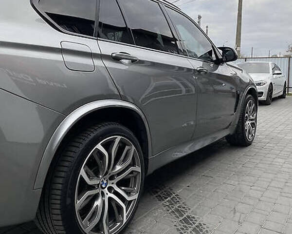 БМВ Х5 М 2016 в Виннице на Automoto.ua Серый БМВ Х5 М, объемом двигателя 4.39 л и пробегом 130 тыс. км за 37000 $, фото 14 на Automoto.ua