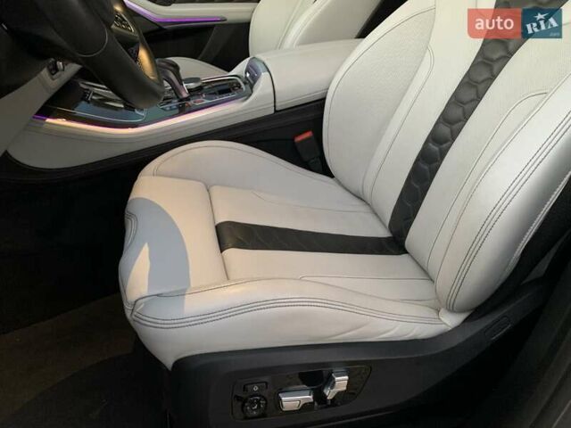 Серый БМВ Х5 М, объемом двигателя 4.39 л и пробегом 64 тыс. км за 75000 $, фото 76 на Automoto.ua