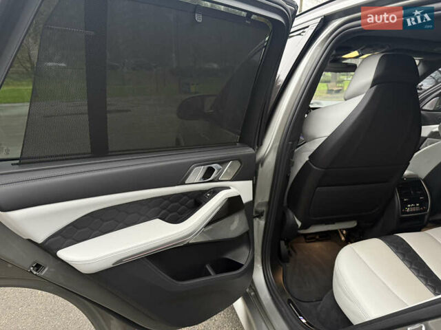 Серый БМВ Х5 М, объемом двигателя 4.39 л и пробегом 55 тыс. км за 84000 $, фото 25 на Automoto.ua