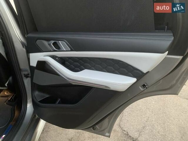 Серый БМВ Х5 М, объемом двигателя 4.39 л и пробегом 64 тыс. км за 75000 $, фото 30 на Automoto.ua