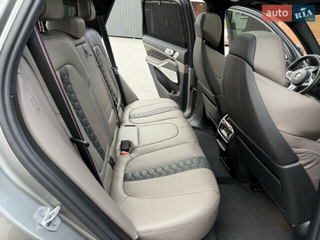 Серый БМВ Х5 М, объемом двигателя 4.39 л и пробегом 49 тыс. км за 105900 $, фото 61 на Automoto.ua