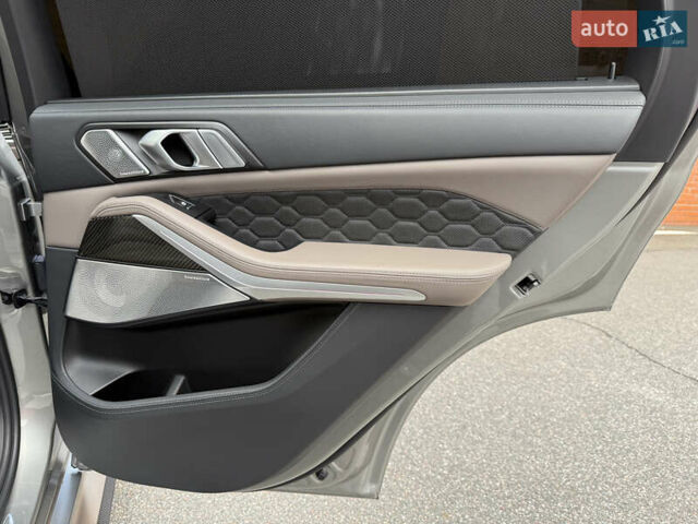 Серый БМВ Х5 М, объемом двигателя 4.39 л и пробегом 49 тыс. км за 105900 $, фото 60 на Automoto.ua