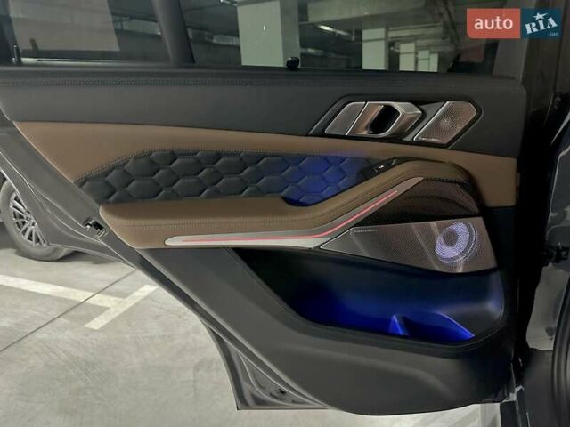 Серый БМВ Х5 М, объемом двигателя 4.39 л и пробегом 27 тыс. км за 107000 $, фото 28 на Automoto.ua