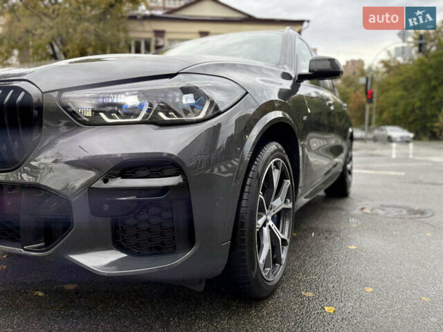 БМВ Х5 М 2023 в Киеве на Automoto.ua Серый БМВ Х5 М, объемом двигателя 2.99 л и пробегом 71 тыс. км за 83000 $, фото 7 на Automoto.ua