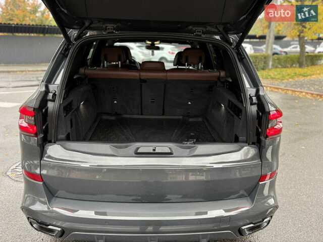 БМВ Х5 М 2023 в Киеве на Automoto.ua Серый БМВ Х5 М, объемом двигателя 2.99 л и пробегом 71 тыс. км за 83000 $, фото 14 на Automoto.ua