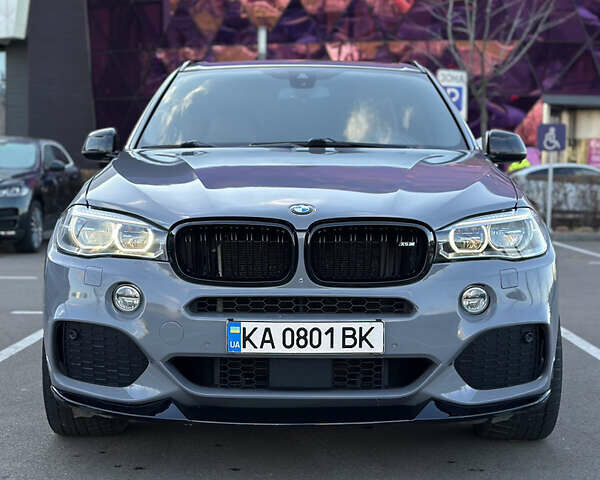 Синий БМВ Х5 М, объемом двигателя 2.99 л и пробегом 265 тыс. км за 33333 $, фото 1 на Automoto.ua