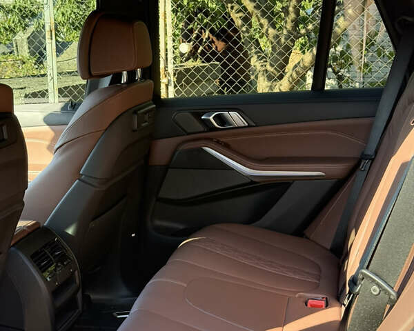 Синий БМВ Х5 М, объемом двигателя 2.99 л и пробегом 46 тыс. км за 95000 $, фото 45 на Automoto.ua