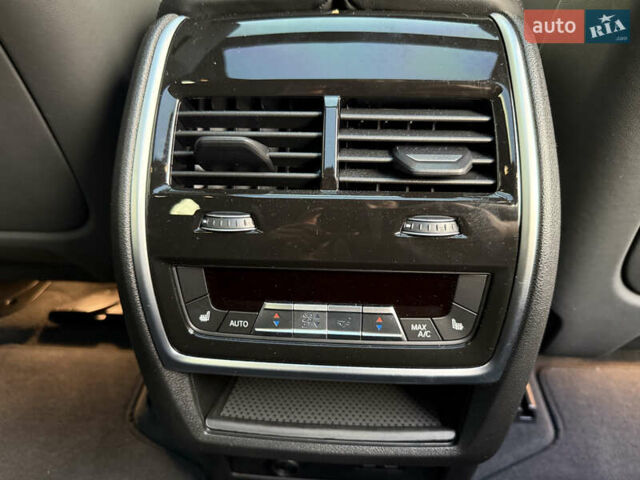Синій БМВ Х5 М, об'ємом двигуна 4.4 л та пробігом 18 тис. км за 146000 $, фото 19 на Automoto.ua