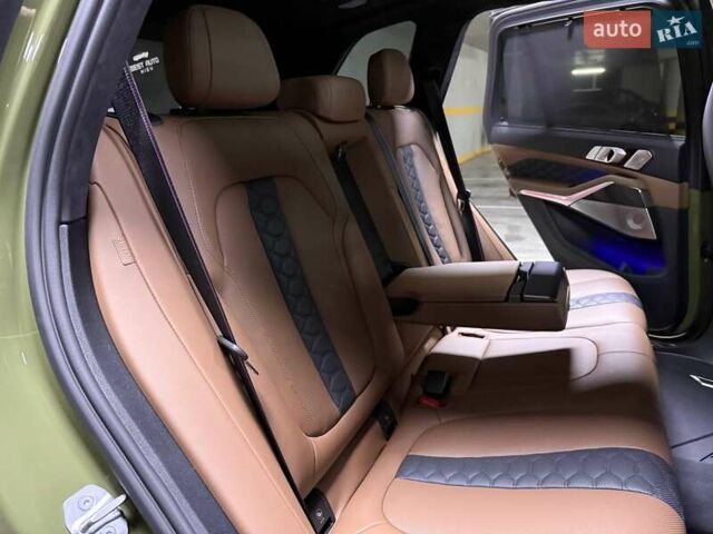 Зеленый БМВ Х5 М, объемом двигателя 4.39 л и пробегом 32 тыс. км за 107500 $, фото 89 на Automoto.ua