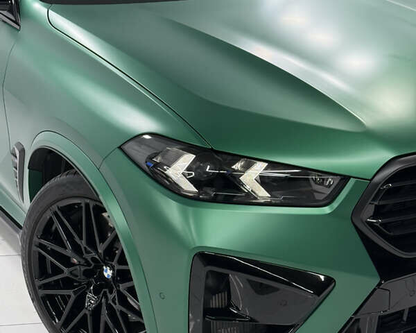 Зеленый БМВ Х5 М, объемом двигателя 4.4 л и пробегом 9 тыс. км за 165000 $, фото 2 на Automoto.ua