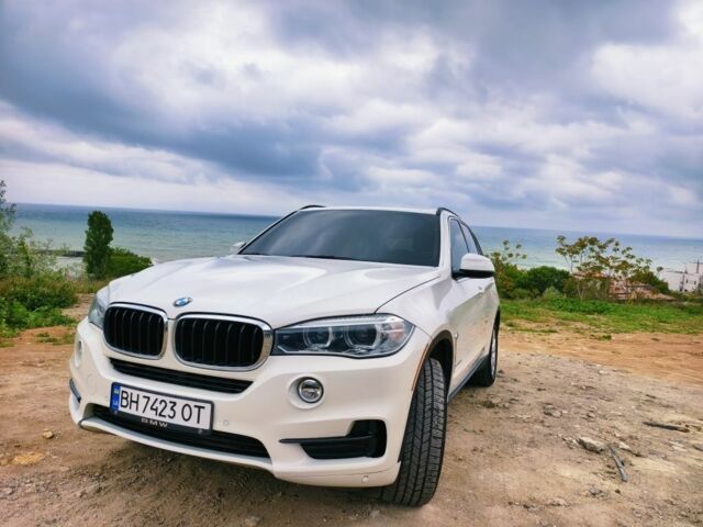 Белый БМВ Х5, объемом двигателя 3 л и пробегом 83 тыс. км за 26000 $, фото 1 на Automoto.ua