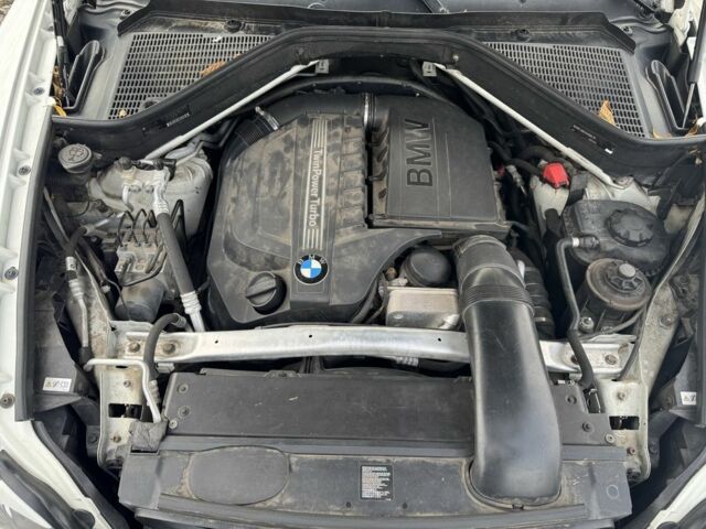 Белый БМВ Х5, объемом двигателя 2.98 л и пробегом 273 тыс. км за 12900 $, фото 14 на Automoto.ua