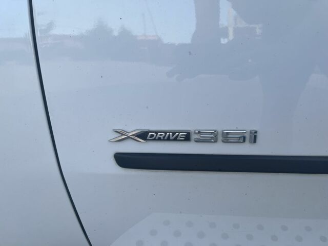 Білий БМВ Х5, об'ємом двигуна 3 л та пробігом 210 тис. км за 14999 $, фото 11 на Automoto.ua