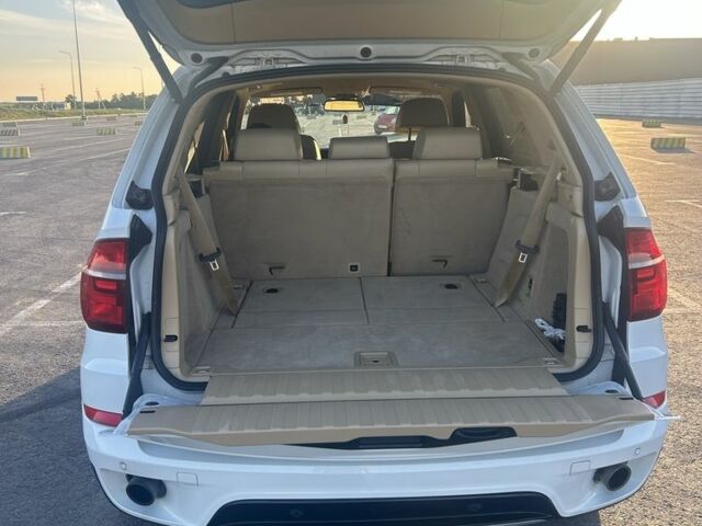 Білий БМВ Х5, об'ємом двигуна 3 л та пробігом 210 тис. км за 14999 $, фото 13 на Automoto.ua