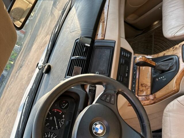 Білий БМВ Х5, об'ємом двигуна 3 л та пробігом 370 тис. км за 5300 $, фото 5 на Automoto.ua