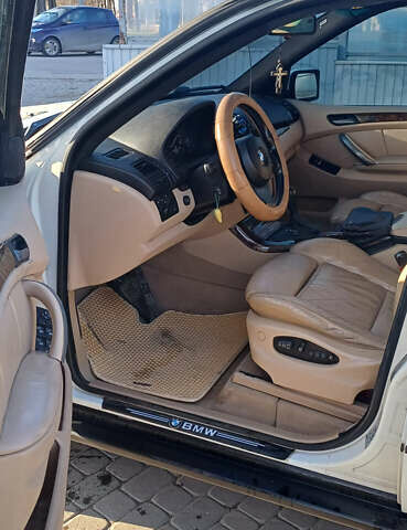 Белый БМВ Х5, объемом двигателя 3 л и пробегом 340 тыс. км за 8600 $, фото 3 на Automoto.ua