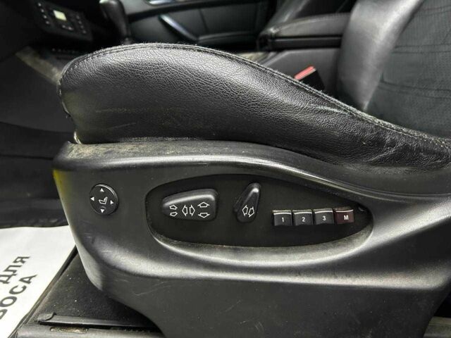 Білий БМВ Х5, об'ємом двигуна 4.8 л та пробігом 250 тис. км за 11700 $, фото 16 на Automoto.ua