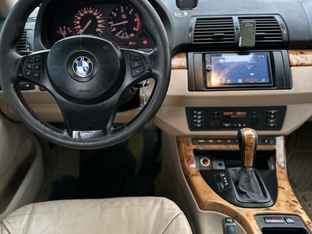 Белый БМВ Х5, объемом двигателя 3 л и пробегом 393 тыс. км за 5400 $, фото 10 на Automoto.ua