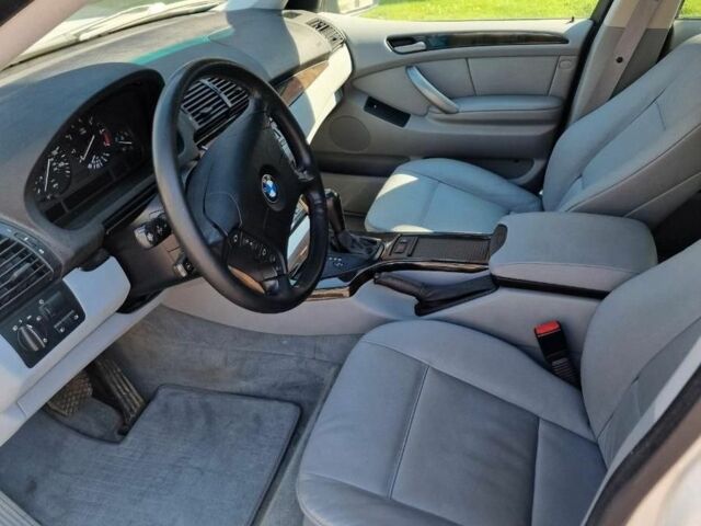 Белый БМВ Х5, объемом двигателя 3 л и пробегом 230 тыс. км за 2835 $, фото 4 на Automoto.ua