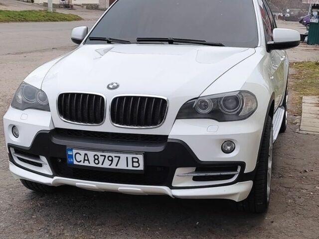 Белый БМВ Х5, объемом двигателя 3 л и пробегом 263 тыс. км за 13500 $, фото 1 на Automoto.ua