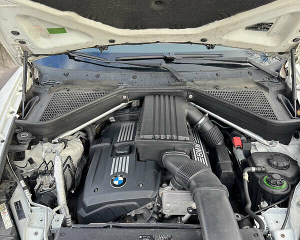 БМВ Х5 2007 в Ровно на Automoto.ua Белый БМВ Х5, объемом двигателя 3 л и пробегом 288 тыс. км за 8999 $, фото 27 на Automoto.ua