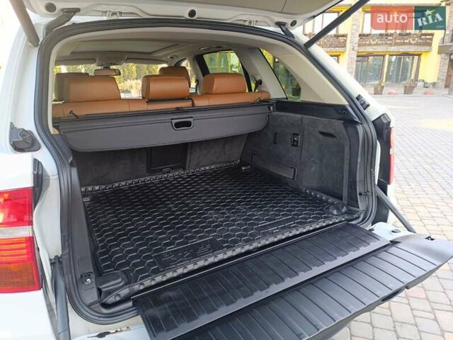 Белый БМВ Х5, объемом двигателя 3 л и пробегом 314 тыс. км за 17800 $, фото 58 на Automoto.ua