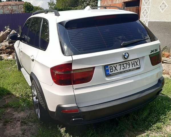 Белый БМВ Х5, объемом двигателя 4.8 л и пробегом 360 тыс. км за 7500 $, фото 6 на Automoto.ua