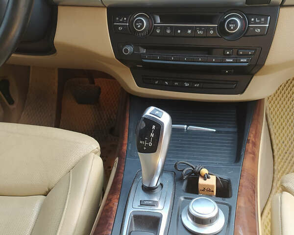 Білий БМВ Х5, об'ємом двигуна 4.8 л та пробігом 180 тис. км за 11499 $, фото 22 на Automoto.ua