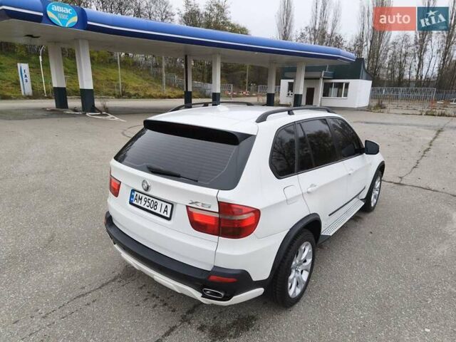 Белый БМВ Х5, объемом двигателя 3 л и пробегом 314 тыс. км за 14699 $, фото 58 на Automoto.ua