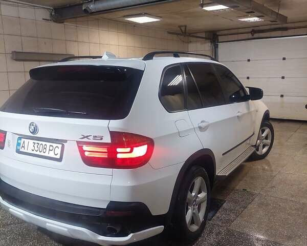 Белый БМВ Х5, объемом двигателя 3 л и пробегом 328 тыс. км за 12500 $, фото 31 на Automoto.ua