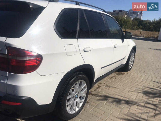 Білий БМВ Х5, об'ємом двигуна 3 л та пробігом 283 тис. км за 11900 $, фото 2 на Automoto.ua