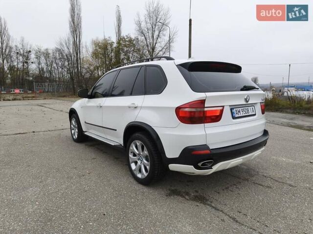 Белый БМВ Х5, объемом двигателя 3 л и пробегом 314 тыс. км за 14699 $, фото 45 на Automoto.ua