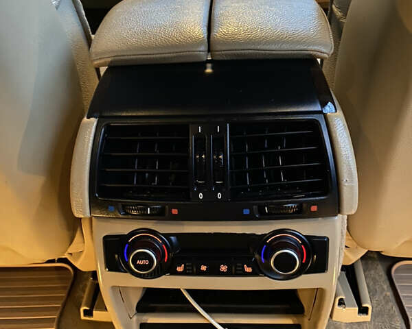 Белый БМВ Х5, объемом двигателя 4.8 л и пробегом 232 тыс. км за 11000 $, фото 56 на Automoto.ua