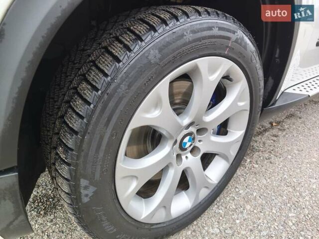 Белый БМВ Х5, объемом двигателя 3 л и пробегом 314 тыс. км за 14699 $, фото 51 на Automoto.ua