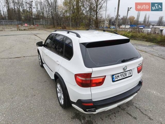 Белый БМВ Х5, объемом двигателя 3 л и пробегом 314 тыс. км за 14699 $, фото 52 на Automoto.ua
